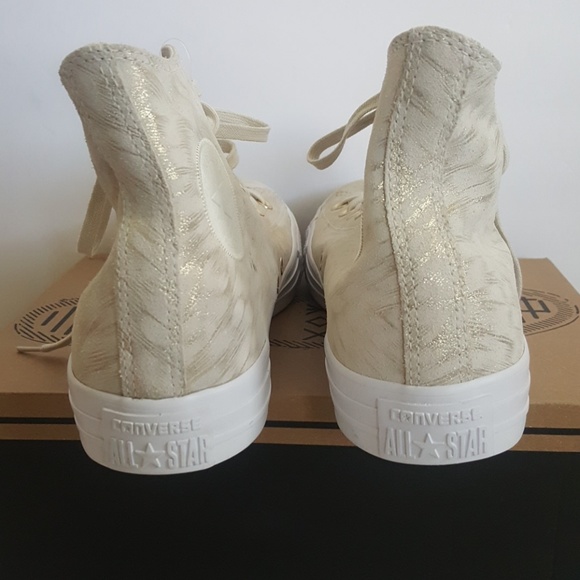 New Converse Chuck Taylor All Star Sneakers - Picture 5 of 8